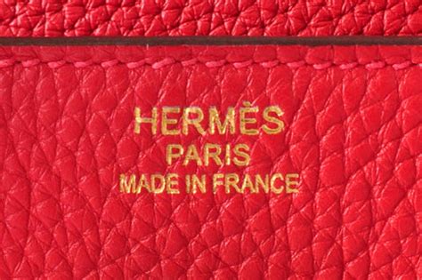 Hermès & Chanel Authentication Guide .